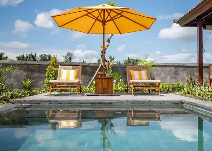 Whispering Palms Peaceful 1br Pool In Gianyar 別荘 *