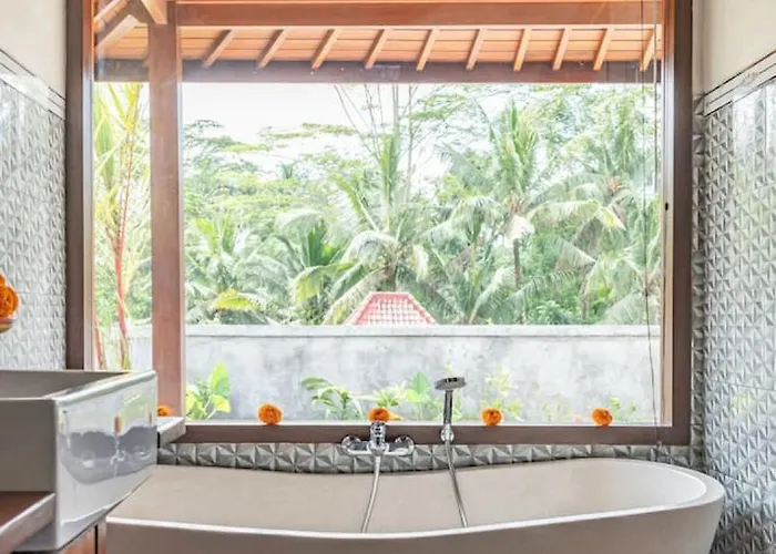 Whispering Palms Peaceful 1br Pool In Gianyar 別荘 *