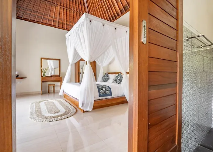 Whispering Palms Peaceful 1br Pool In Gianyar 別荘 ウブド