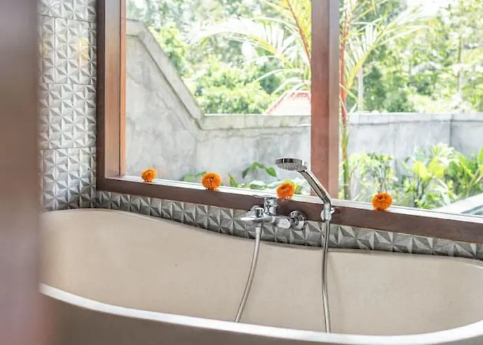 Whispering Palms Peaceful 1br Pool In Gianyar *