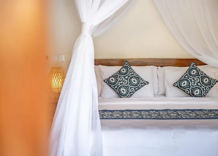 Whispering Palms Peaceful 1br Pool In Gianyar 別荘 *