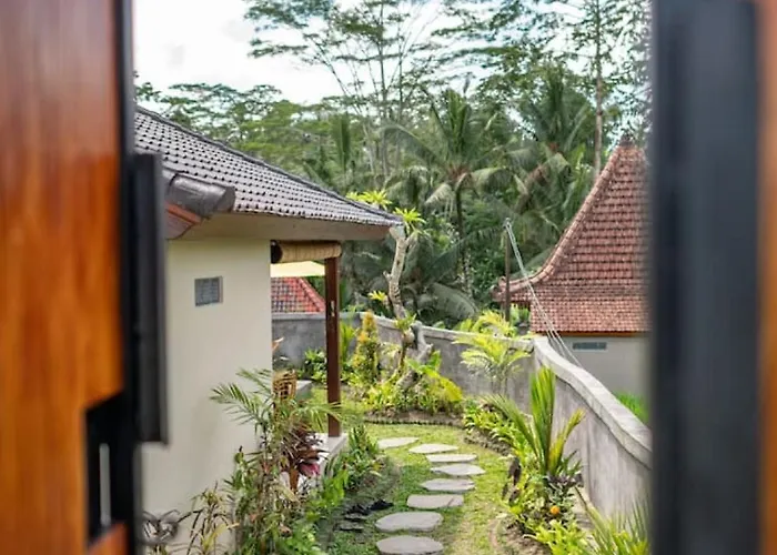 Whispering Palms Peaceful 1br Pool In Gianyar ウブド